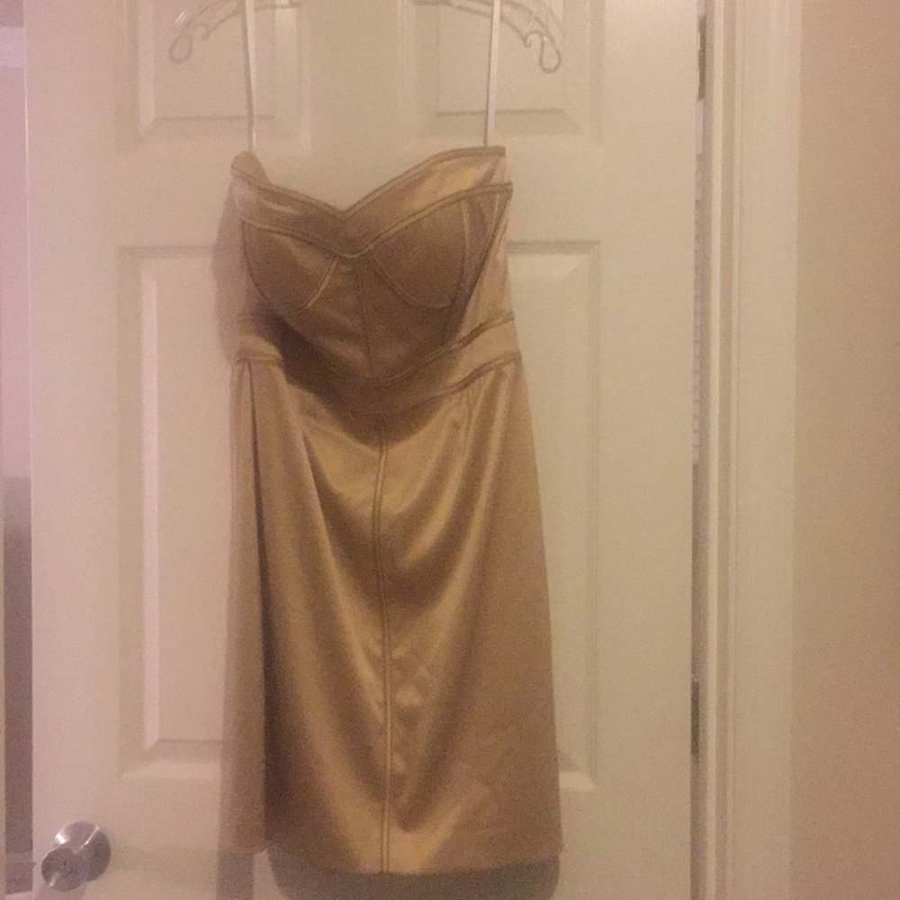 Dress - Picture 1 of 3